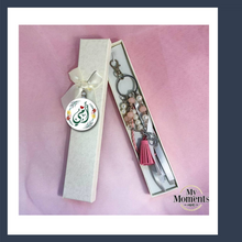 Load image into Gallery viewer, UNIQUE KEY CHAINS FOR MOTHER DAY
